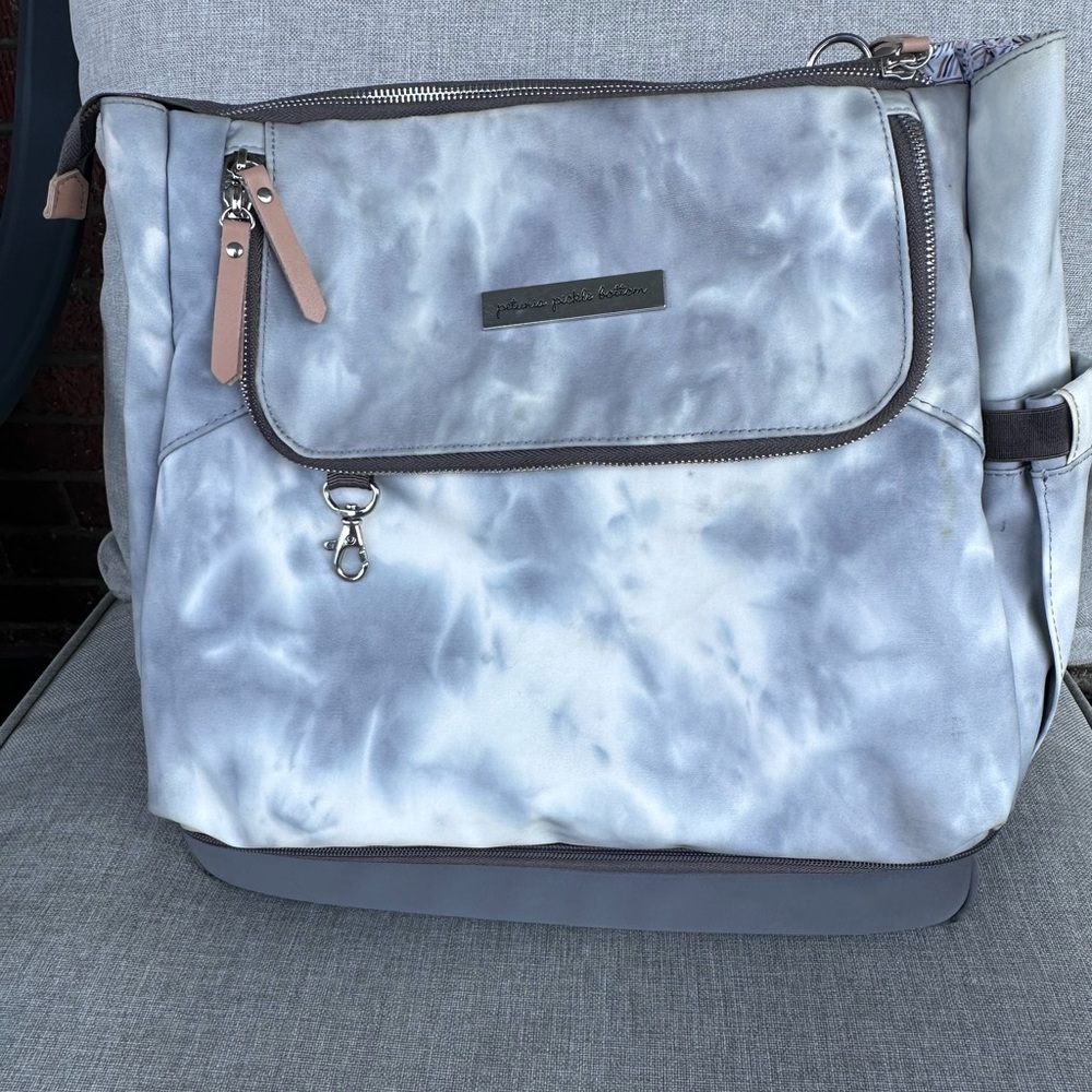 Petunia Pickle Bottom Pivot Pack Diaper Bag in Smoke Swirl Smoke Swirl Tie Dye